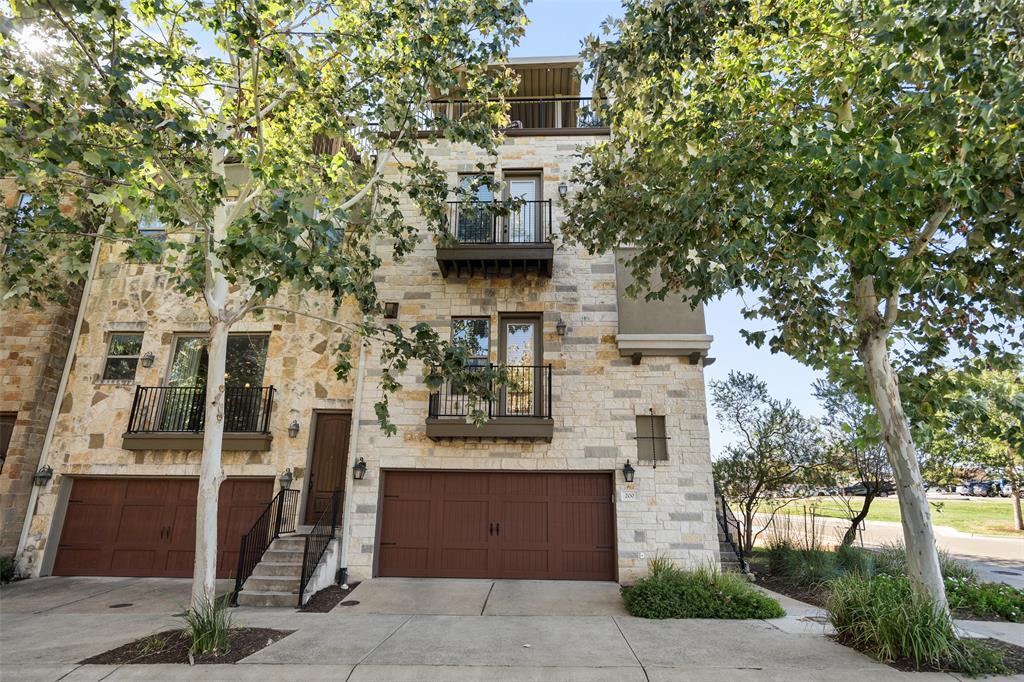 200 Adams St in Georgetown, TX - Building Photo