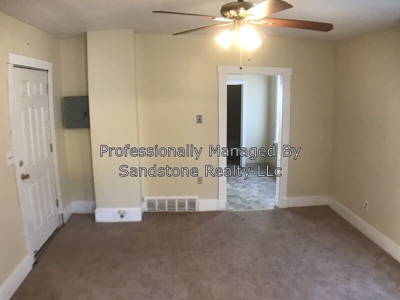 4629 Storer Ave-Unit -4 in Cleveland, OH - Building Photo