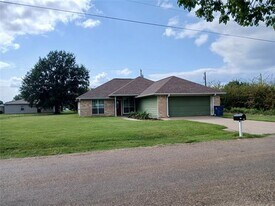 325 Schooner in Gun Barrel City, TX - Building Photo