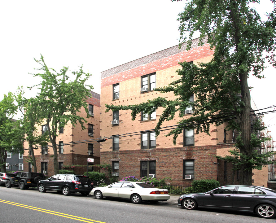 112-122 Marine Ave in Brooklyn, NY - Building Photo