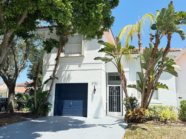 property at 6752 Green Island Cir