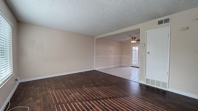 1029 Clark St in Riverside, CA - Building Photo - Building Photo