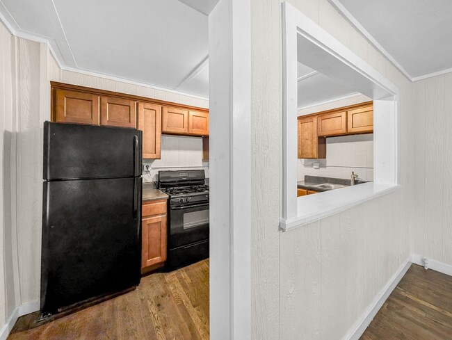property at 208 E Graham St