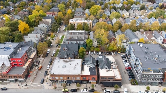 1008 Elmwood Ave in Buffalo, NY - Building Photo - Building Photo