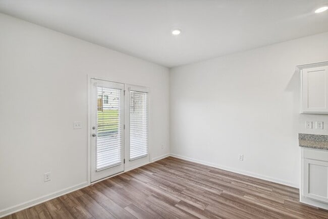 418 Chaleur Wy in Locust Grove, GA - Building Photo - Building Photo