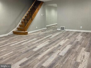 206 E Walnut Park Dr in Philadelphia, PA - Building Photo - Building Photo