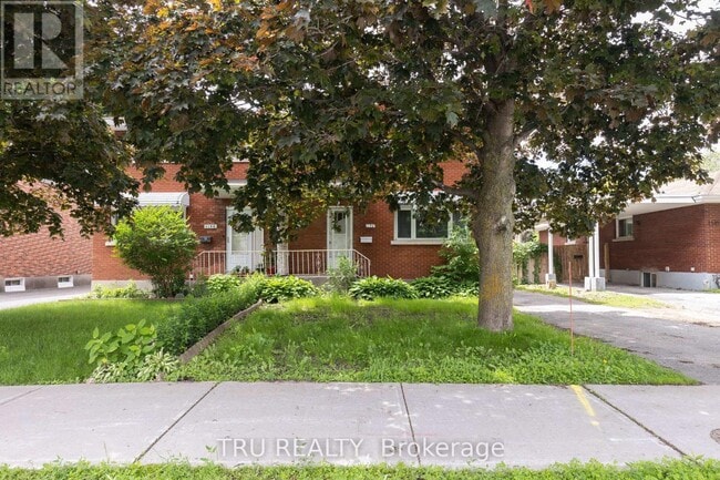 property at 1152 Woodroffe Ave