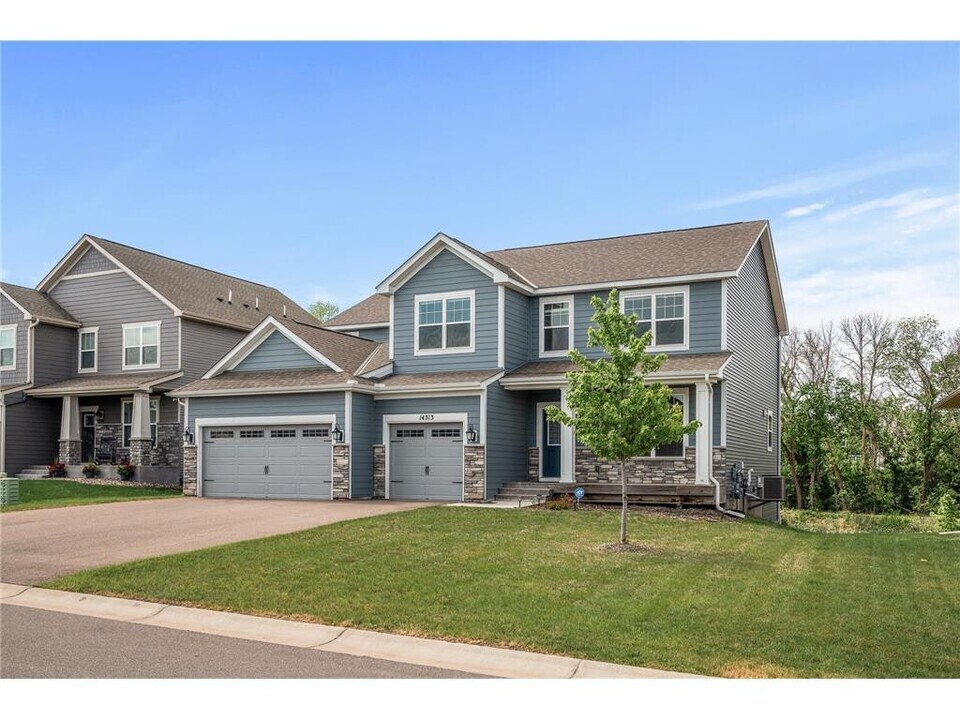 14313 Dallas Ln N in Dayton, MN - Building Photo