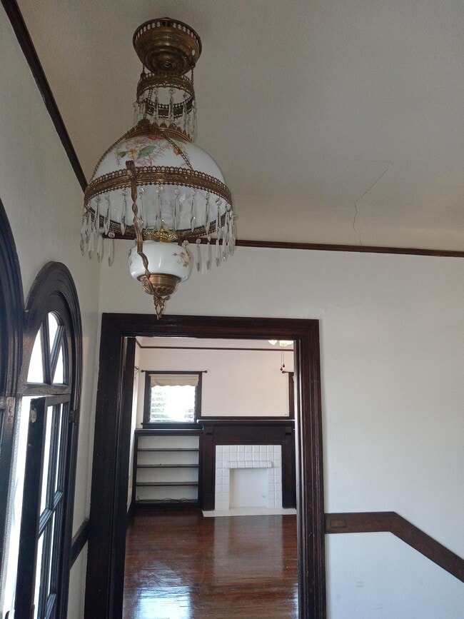 128 Falcon Ave in Long Beach, CA - Building Photo - Building Photo