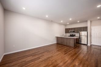 Park South A in Bloomington, IN - Building Photo - Interior Photo