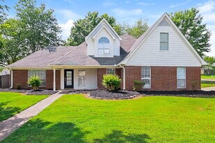 5759 Michaelson Dr in Olive Branch, MS - Building Photo