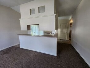 6446 Allendale Blvd in Terre Haute, IN - Building Photo - Building Photo