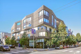 400 Grove St-Unit -204 in San Francisco, CA - Building Photo - Building Photo