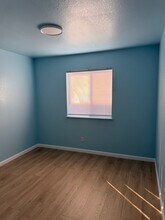 8170 Derbyshire Cir in Sacramento, CA - Building Photo - Building Photo