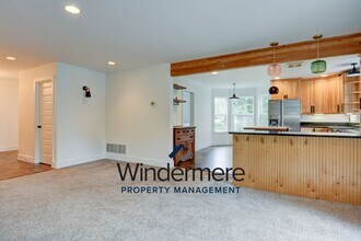 100 Faris St in Coupeville, WA - Building Photo - Building Photo