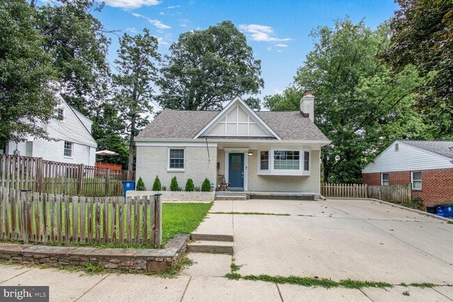 10611 Eastwood Ave in Silver Spring, MD - Building Photo - Building Photo
