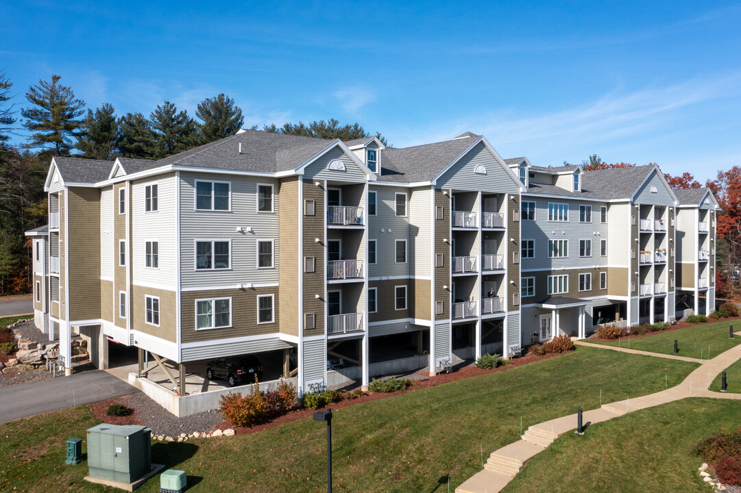 Bedford Hills in Bedford, NH - Building Photo