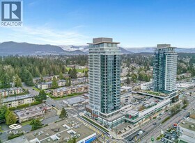 505 Nelson St in Coquitlam, BC - Building Photo