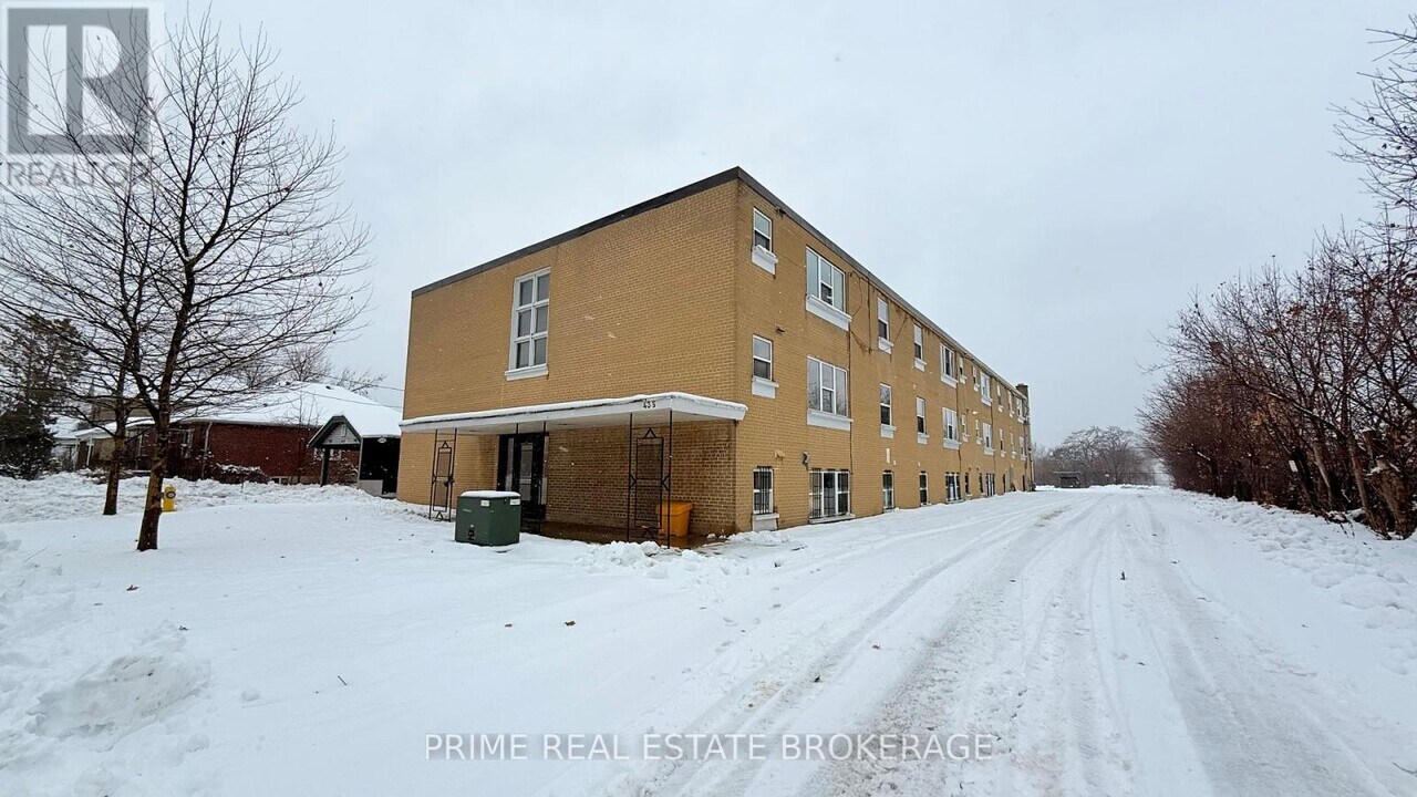 435 Nelson St in London, ON - Building Photo