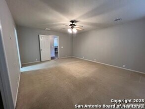 15766 Cotton Tail Ln in San Antonio, TX - Building Photo - Building Photo