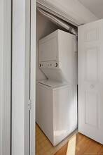 406 Water Course Row in Rocky Hill, CT - Building Photo - Building Photo