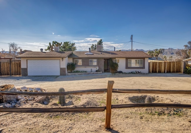 7076 La Habra Ave in Yucca Valley, CA - Building Photo - Building Photo