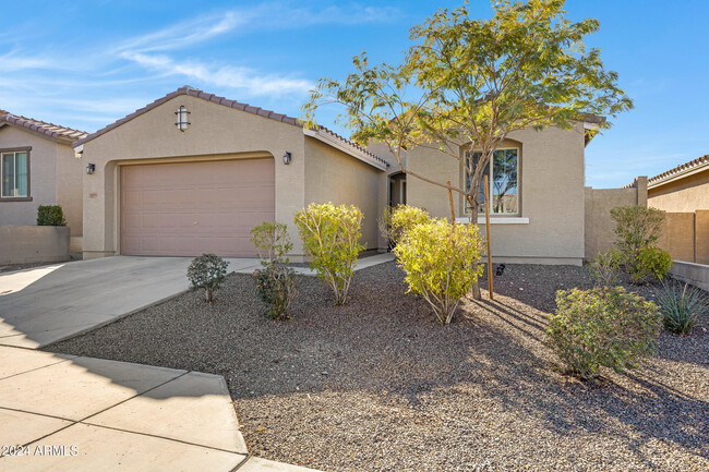 10653 W Eucalyptus Rd in Peoria, AZ - Building Photo - Building Photo