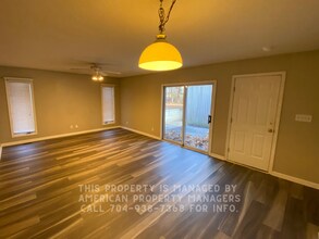 152 Purple Finch Ln in Mooresville, NC - Foto de edificio - Building Photo