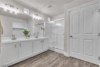 7820 Milkweed Ct in Las Vegas, NV - Foto de edificio - Building Photo