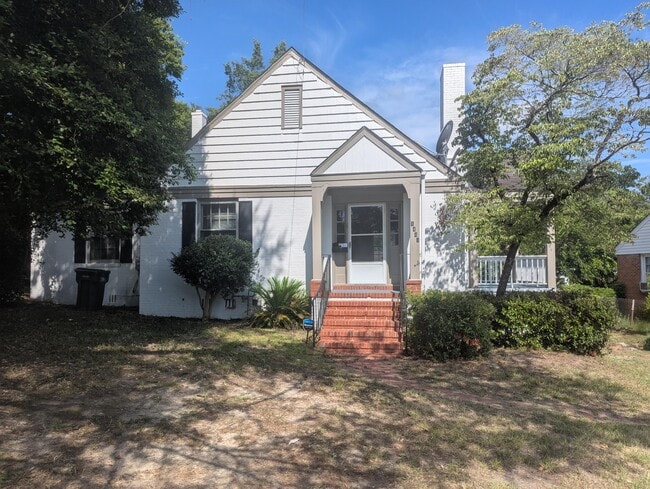 property at 1449 Troupe St