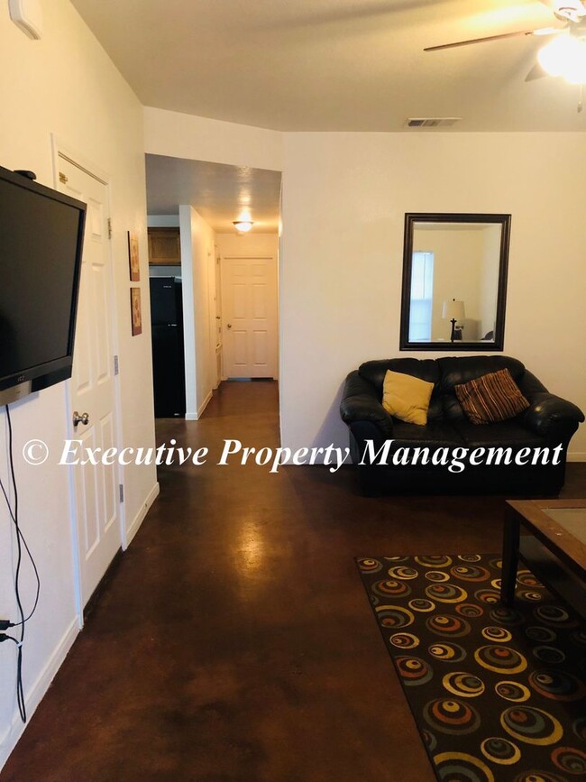 1208 Westview Dr in Gatesville, TX - Building Photo - Building Photo