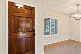 14115 Bella Dr in Cypress, TX - Foto de edificio - Building Photo