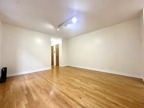 10 Adrian Ave, Unit 3A in New York, NY - Building Photo - Building Photo