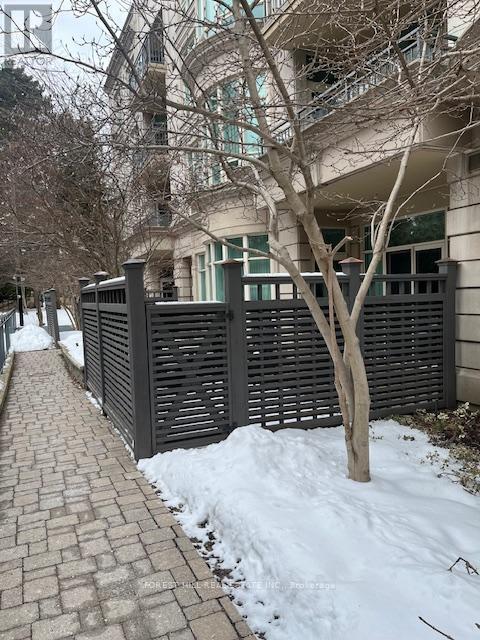 7071 Bayview Ave in Markham, ON - Building Photo - Building Photo