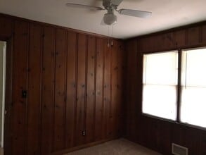 4314 Hendrix Dr in Forest Park, GA - Building Photo - Building Photo