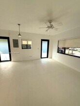 1243 SW 30th Pl in Miami, FL - Building Photo - Building Photo