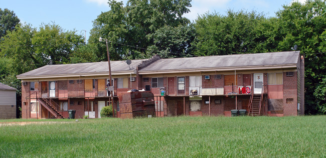 1446 Sawyer Rd in Raleigh, NC - Building Photo - Building Photo