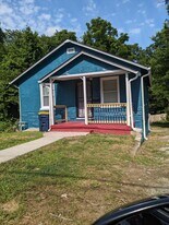 3927 Jackson Ave in Kansas City, MO - Building Photo