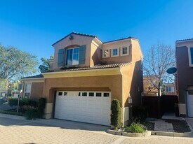 2503 Villamonte Ct in Camarillo, CA - Building Photo