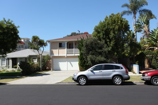 708 Lincoln Blvd Apartments