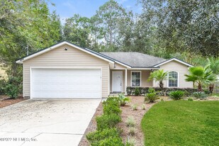 6239 Old Dixie Dr in St. Augustine, FL - Building Photo