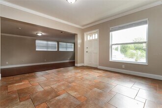 104 Ramona Cir in Palm Harbor, FL - Building Photo - Building Photo