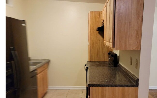 property at 423 Ballewtown Rd