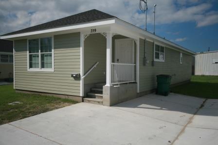 719 16th St in Gretna, LA - Building Photo