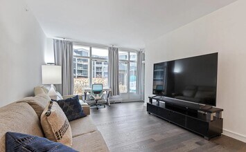 15 Morris Ave, Unit 207 in Long Branch, NJ - Foto de edificio - Building Photo