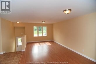 1810 Northway Ave in Windsor, ON - Building Photo - Building Photo