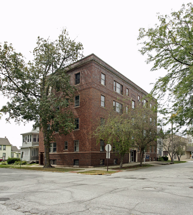 Bellevue in La Porte, IN - Building Photo