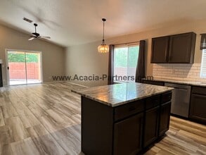 8224 N Camino De La Viola in Tucson, AZ - Building Photo - Building Photo