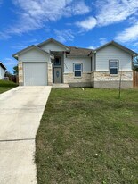 6738 Tehama Gate in San Antonio, TX - Building Photo