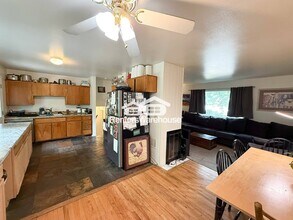 4565 Moorhead Ave in Boulder, CO - Building Photo - Building Photo